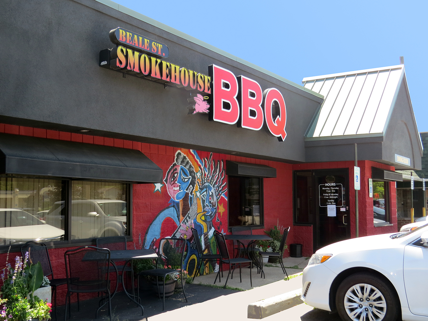 Beale St. Smokehouse BBQ - Memphis Style Barbecue, Entertainment, Take-Out,  Catering!